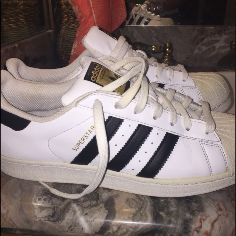 men’s superstar adidas